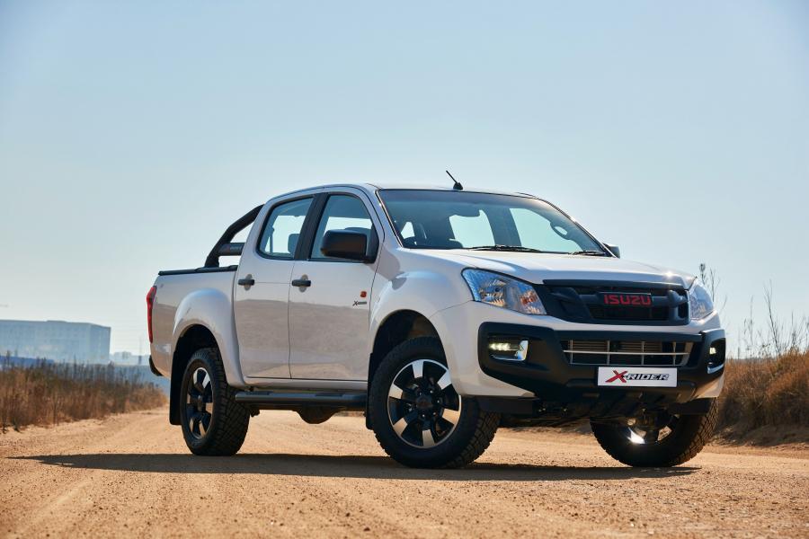  Isuzu KB Double Cab X-Rider 2016 года  (фото 11 из 30)